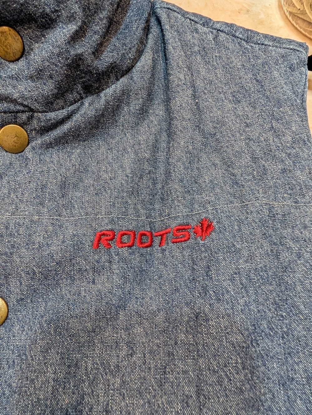 Roots Reverseable Denim Snap Vest Size Large - Picture 3 of 8